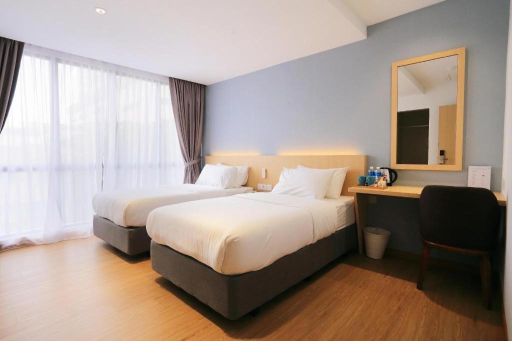 Miyabi Hotel Permas Johor Bahru Esterno foto