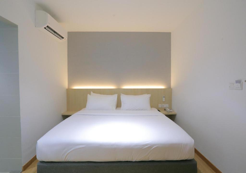 Miyabi Hotel Permas Johor Bahru Esterno foto
