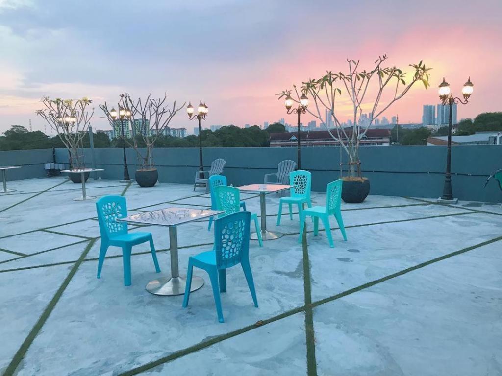 Miyabi Hotel Permas Johor Bahru Esterno foto
