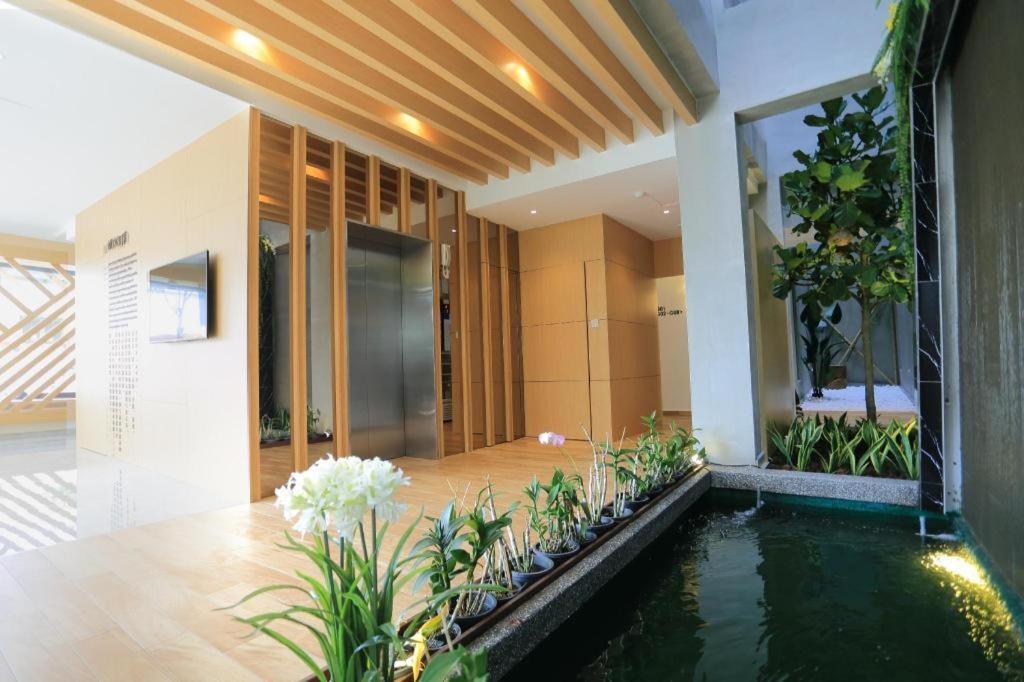 Miyabi Hotel Permas Johor Bahru Esterno foto