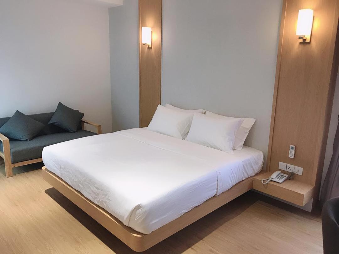 Miyabi Hotel Permas Johor Bahru Esterno foto