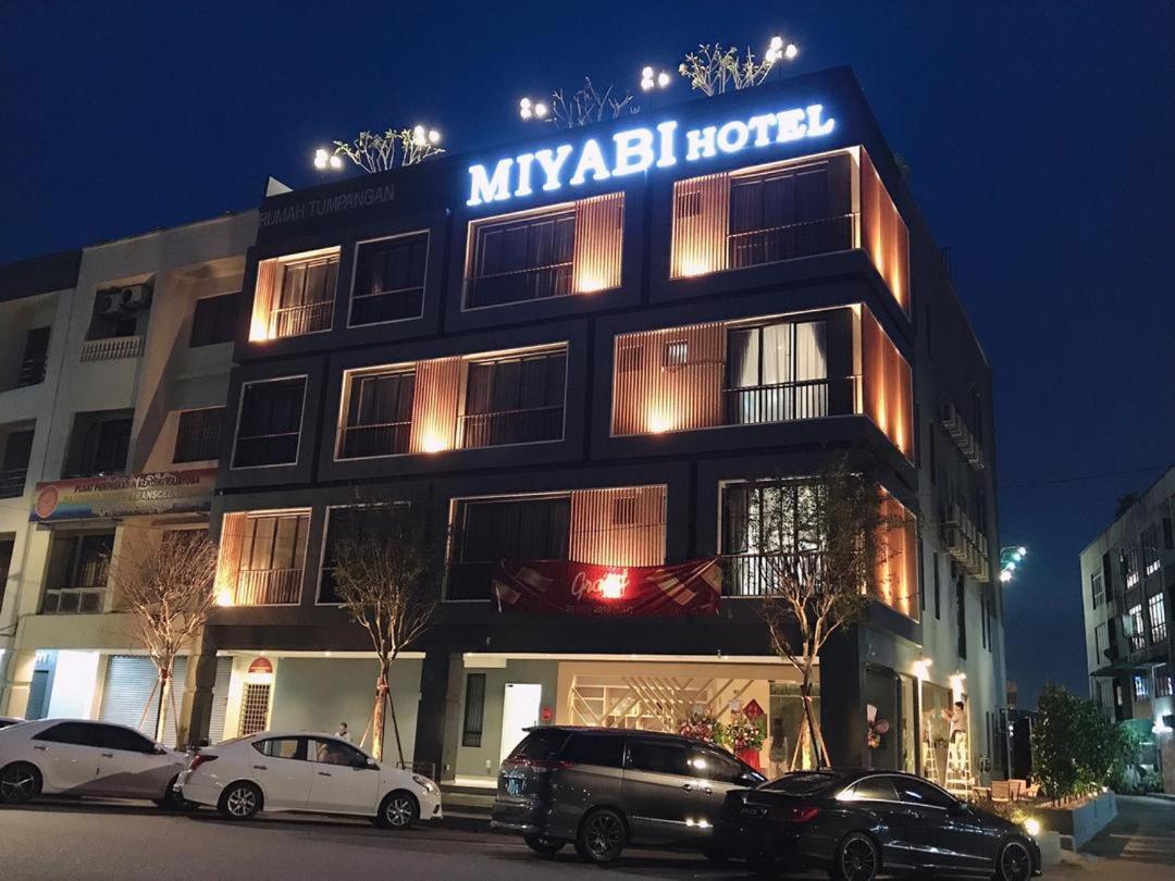Miyabi Hotel Permas Johor Bahru Esterno foto